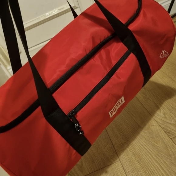 Diesel Men’s Duffle Bag Duffle Gym Bag travel sport holiday weekend travel bag - Picture 2 of 14